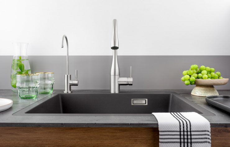 פתרונות מים מתקדמים לבית: סינון, טיהור ונוחות מקסימלית במטבח